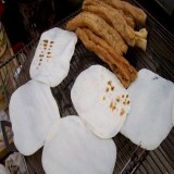 华宁烧饵块