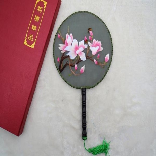 绢宫扇详细介绍：特点 历史 - 苏州特产 - 特色谷