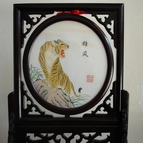东台发绣详细介绍:特点 - 东台特产 - 特色谷