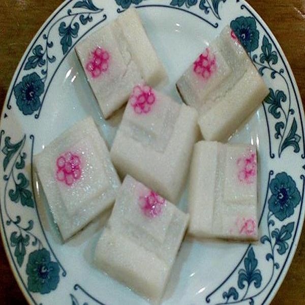 七宝方糕详细介绍:特点 历史 - 上海特产 - 特色谷
