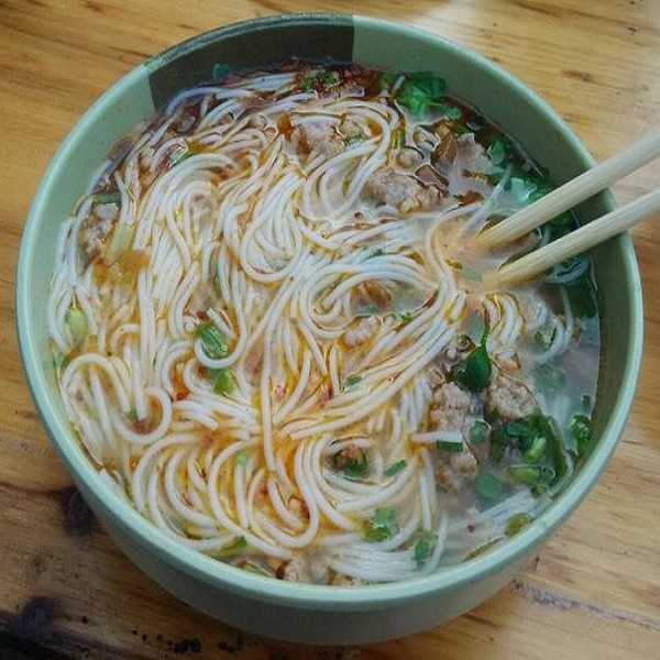 瑞丽饵丝详细介绍:特点 历史 - 瑞丽特产 - 特色谷